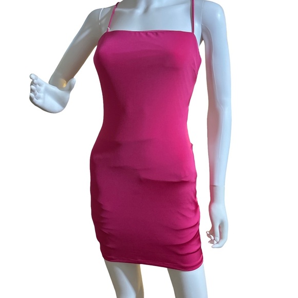 Windsor FUCHSIA Ruched Bodycon Dress for Night Out - Picture 1 of 8